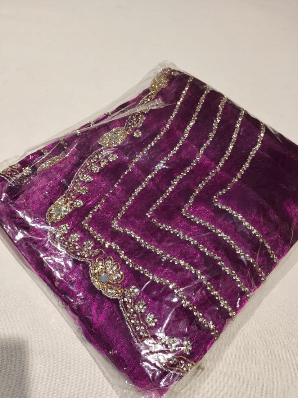 Fendy handwork chain design saree
