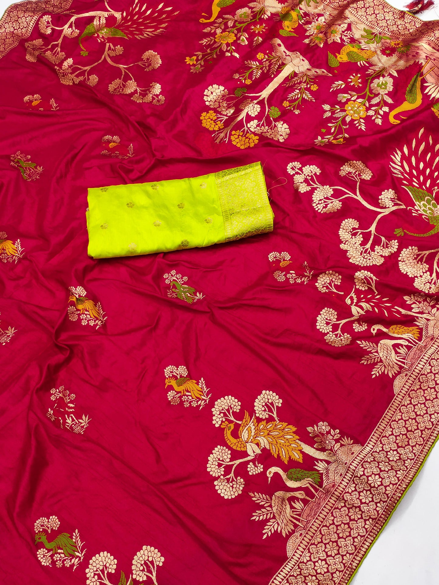 viscose Dolla Silk Saree with Heavy Meenakari weaving