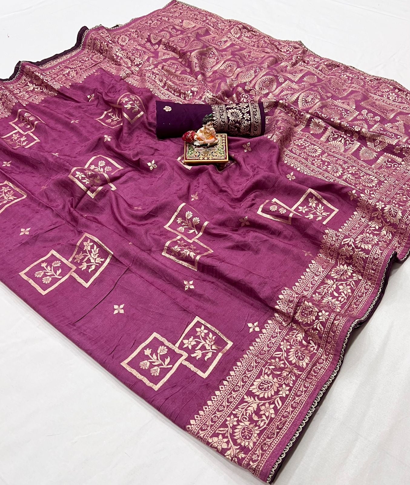 Muslin Silk zari saree