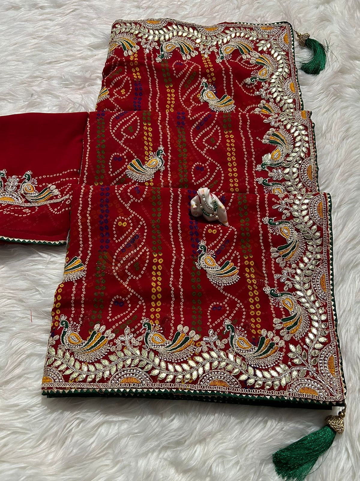 bandhej pila ganghor saree