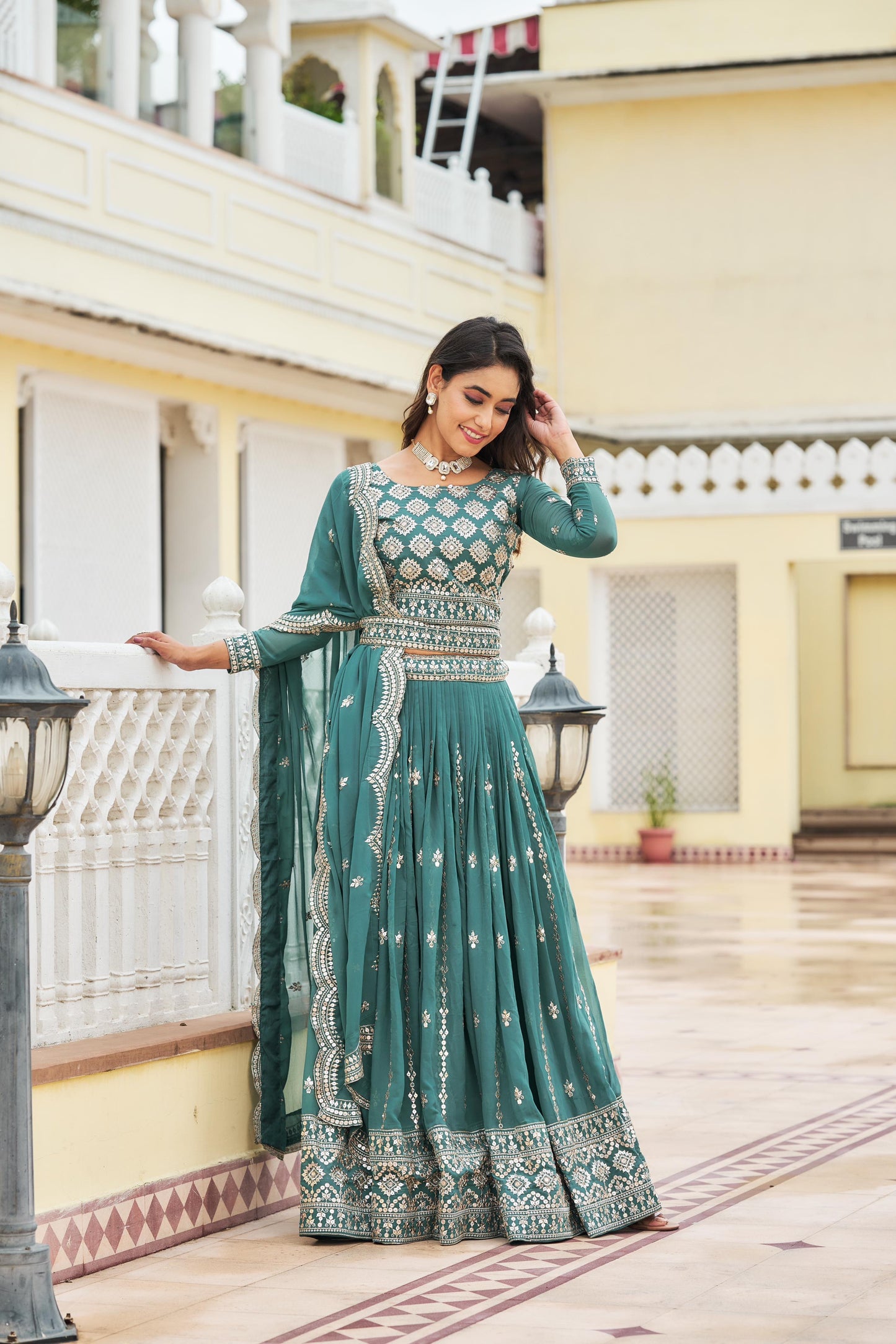 Georgette Lehnga chilli Dupatta with belt
