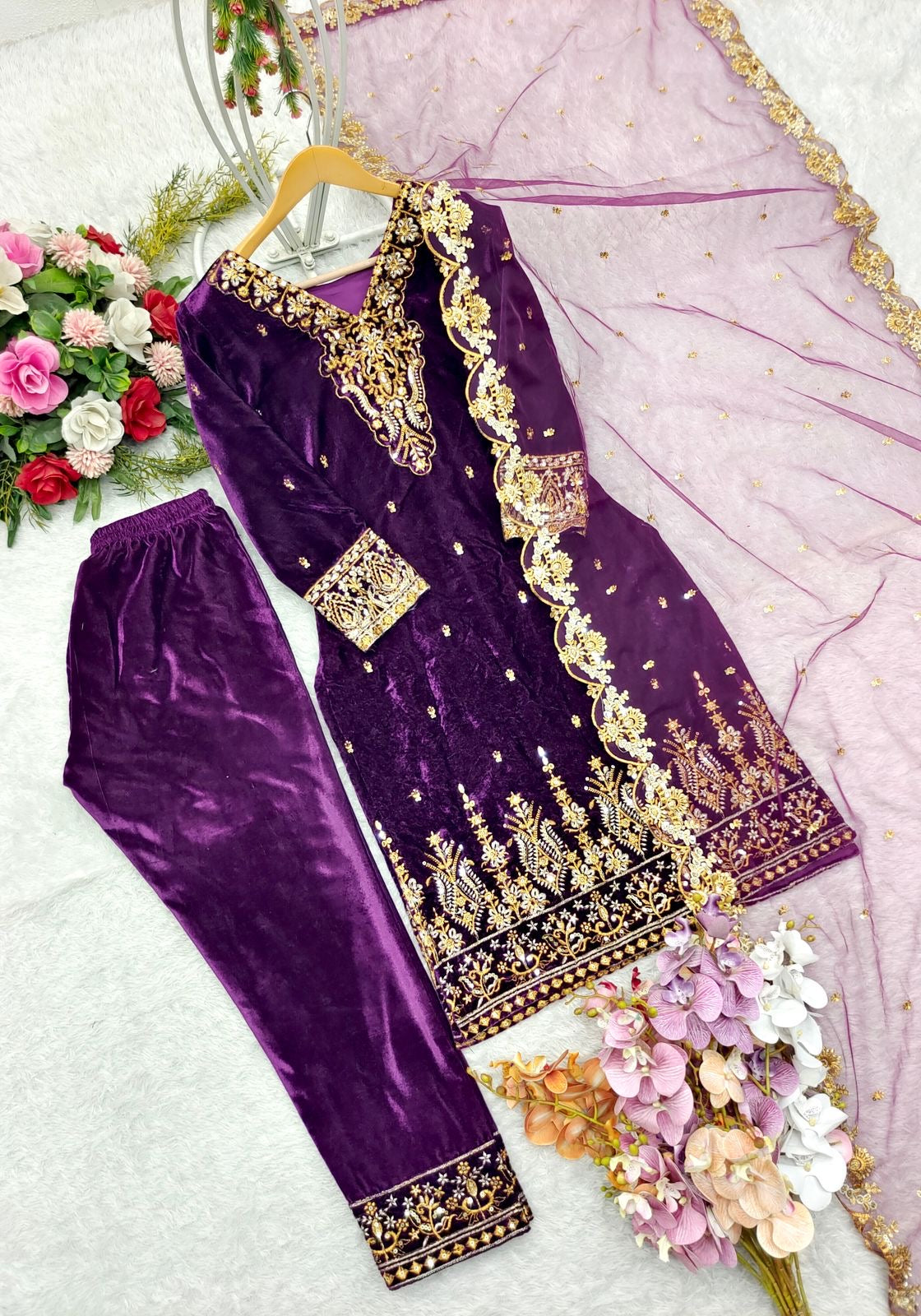 Viscous Velvet suit With Embroidery