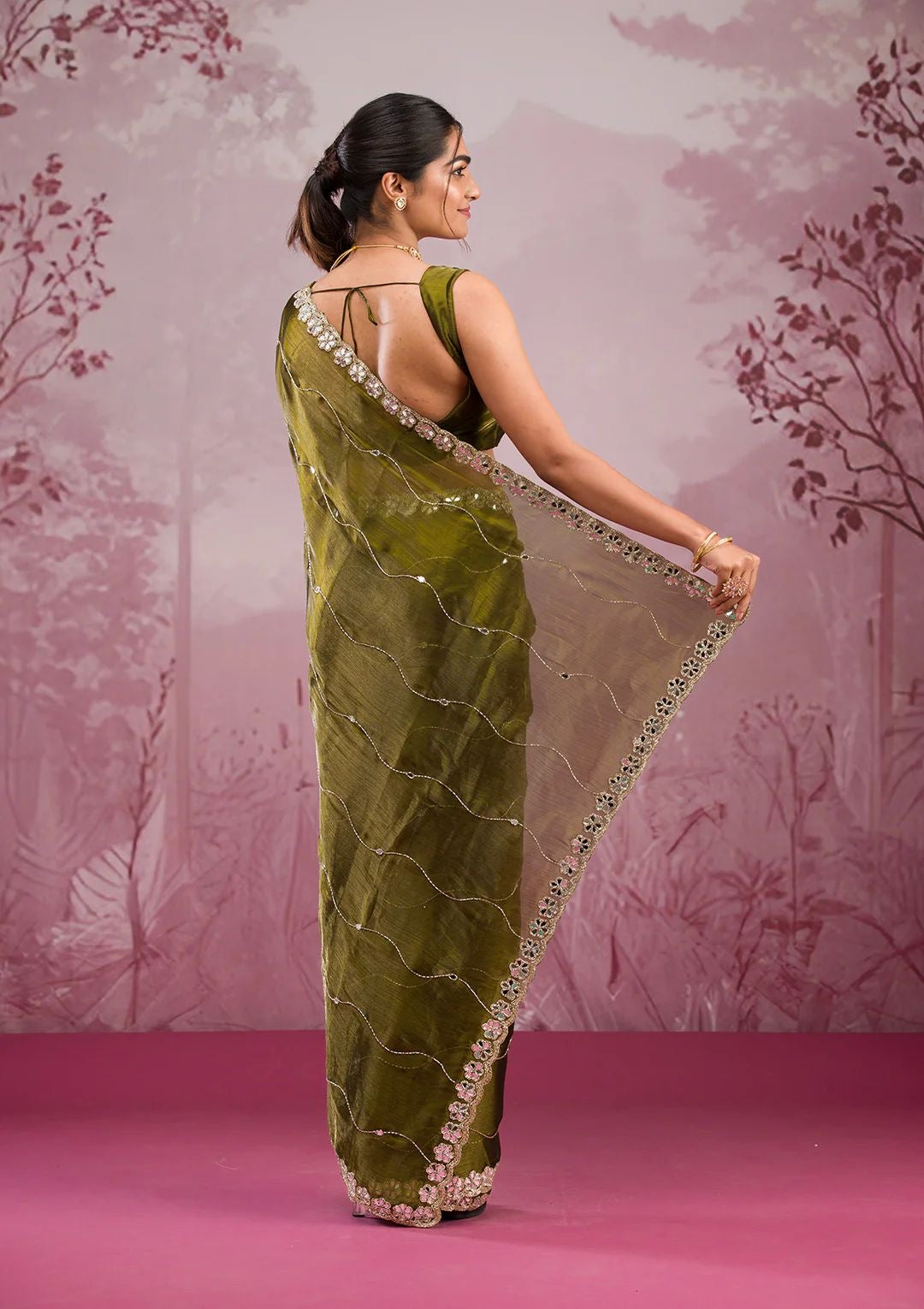 Jimmy Chu Silk Embellished With Beautiful Glitter Dori Work And Real Mirror Work
