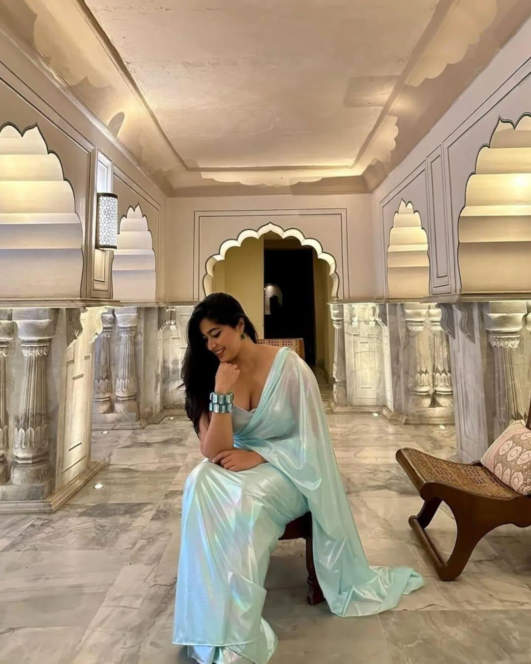 IMPORTED FABRIC LOOK A BEAUTIFUL CHROME UNICORN SAREE IN SHADES OF RAINBOW