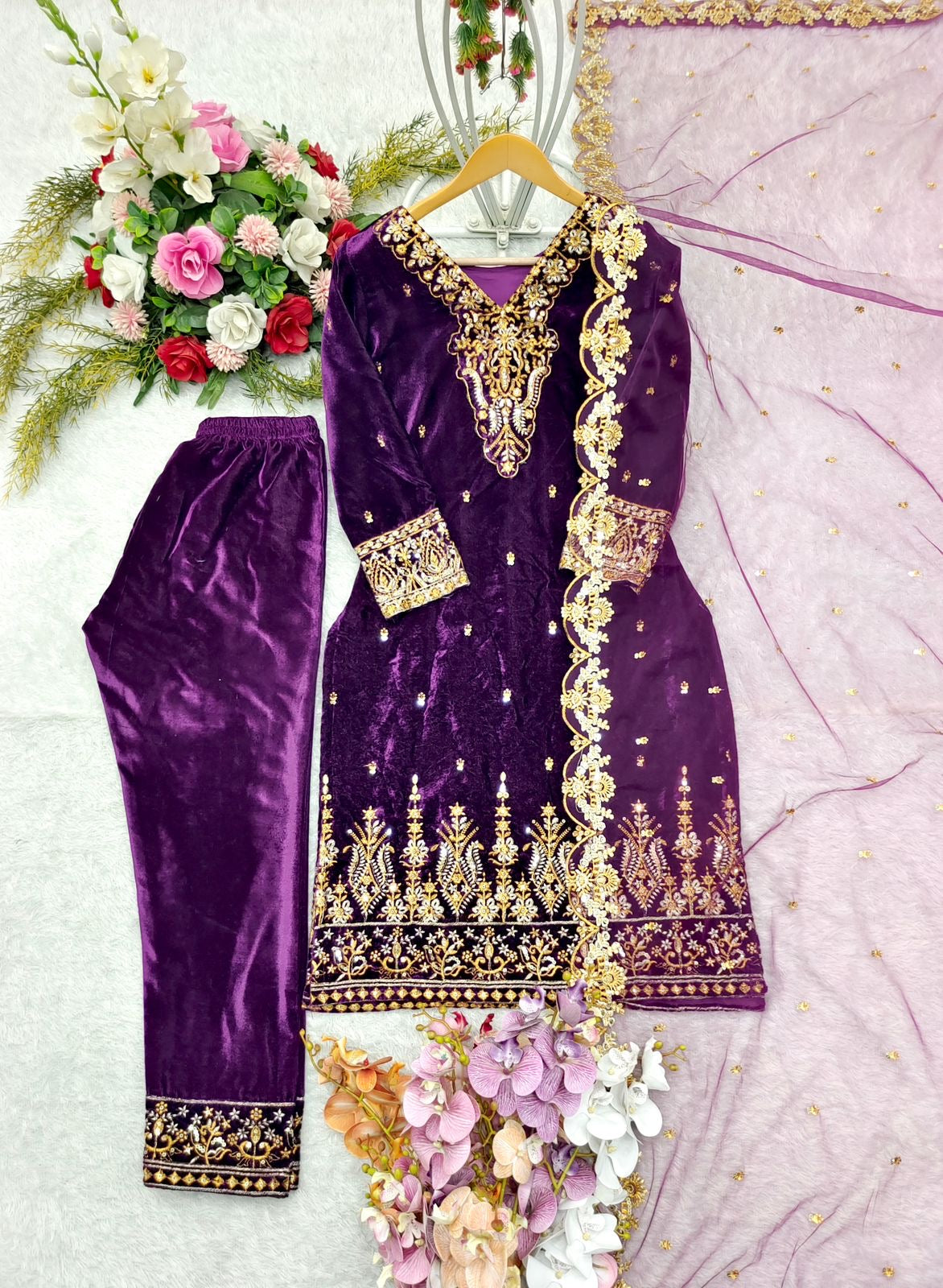 Viscous Velvet suit With Embroidery