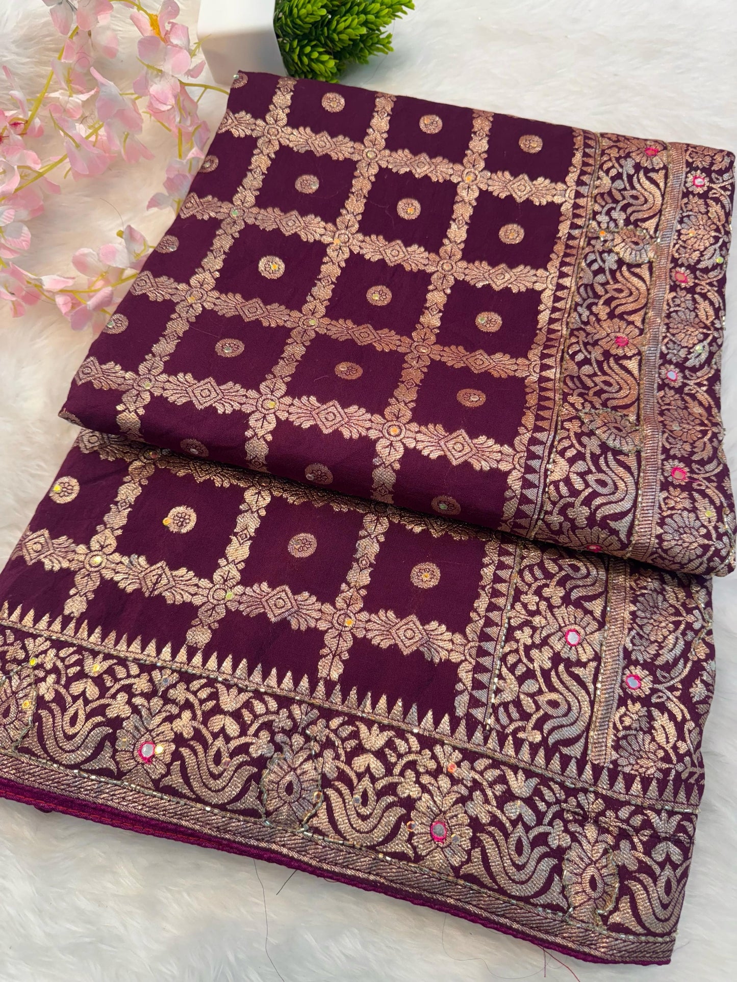 DolaSilk sareewith handwork