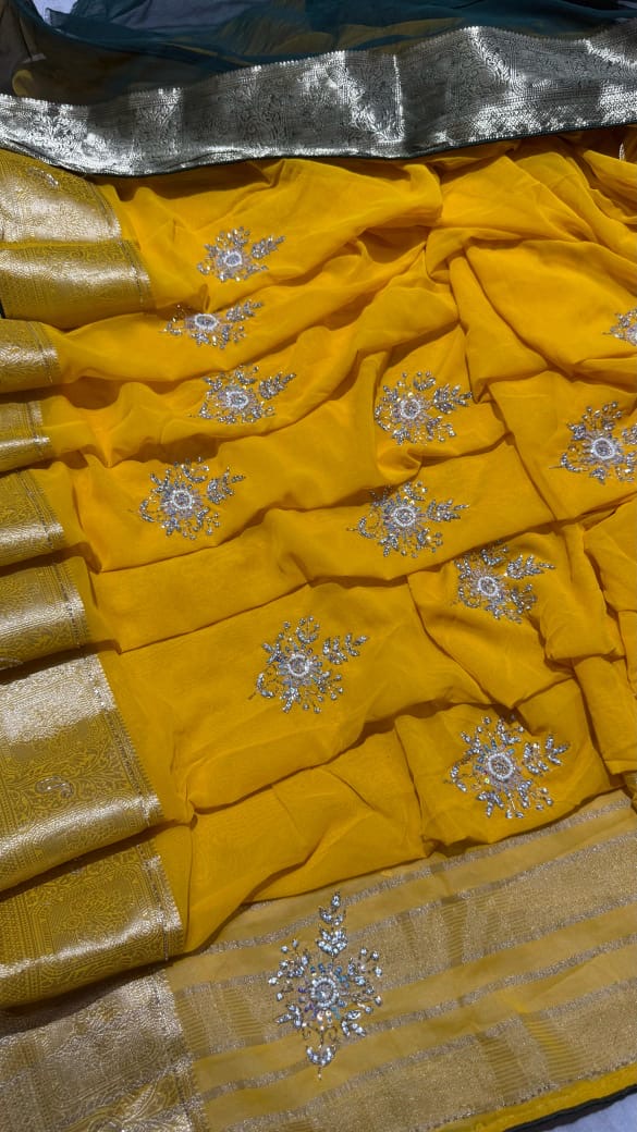 Pure Georgette fabric saree
Goldan jari