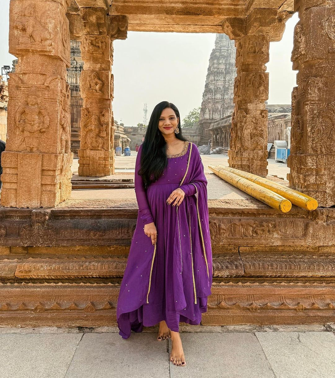 Zardoshi Work Gown With Cut Work Duppata