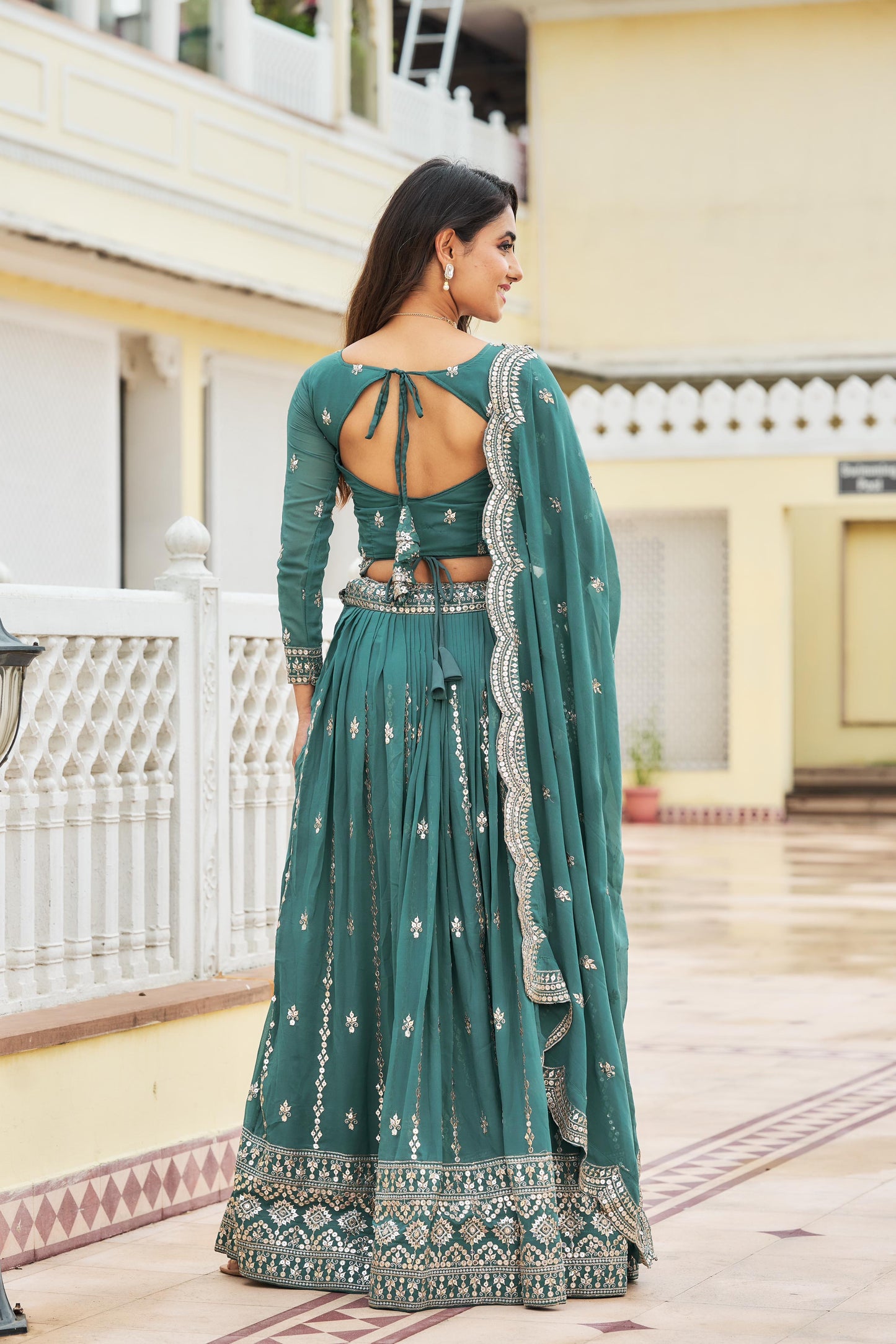 Georgette Lehnga chilli Dupatta with belt