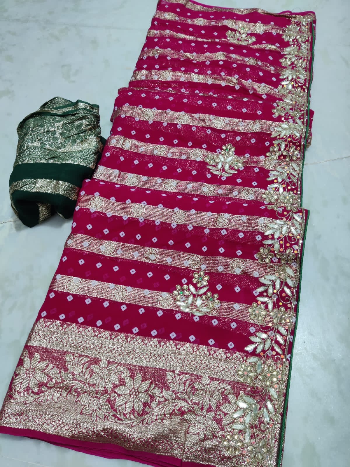 Big Jari border Georgette fabric saree