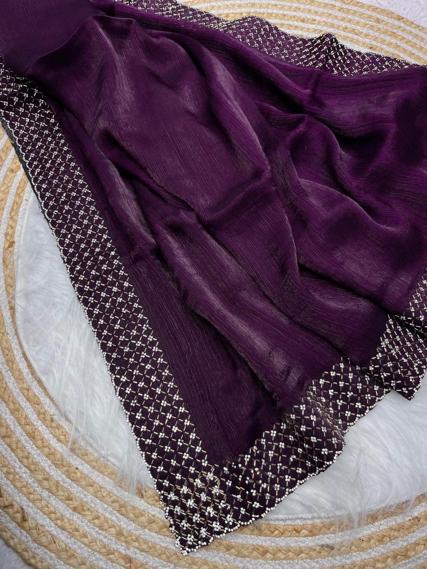 Two tone Fendy Chiffon Saree With Beautiful Cut Dana