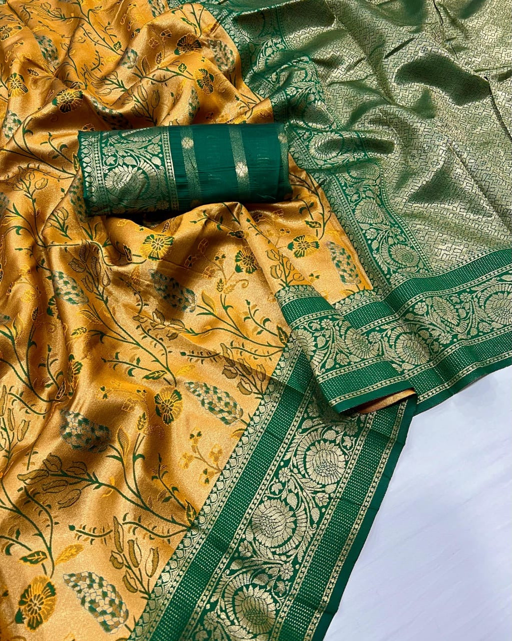 Soft Kanjivaram silk saree with zari weaving