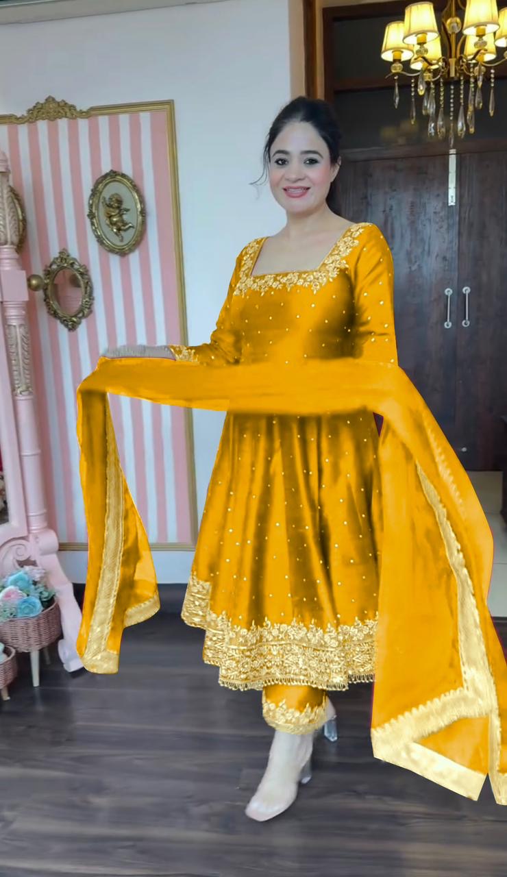 Vichitra Silk gown with dupatta