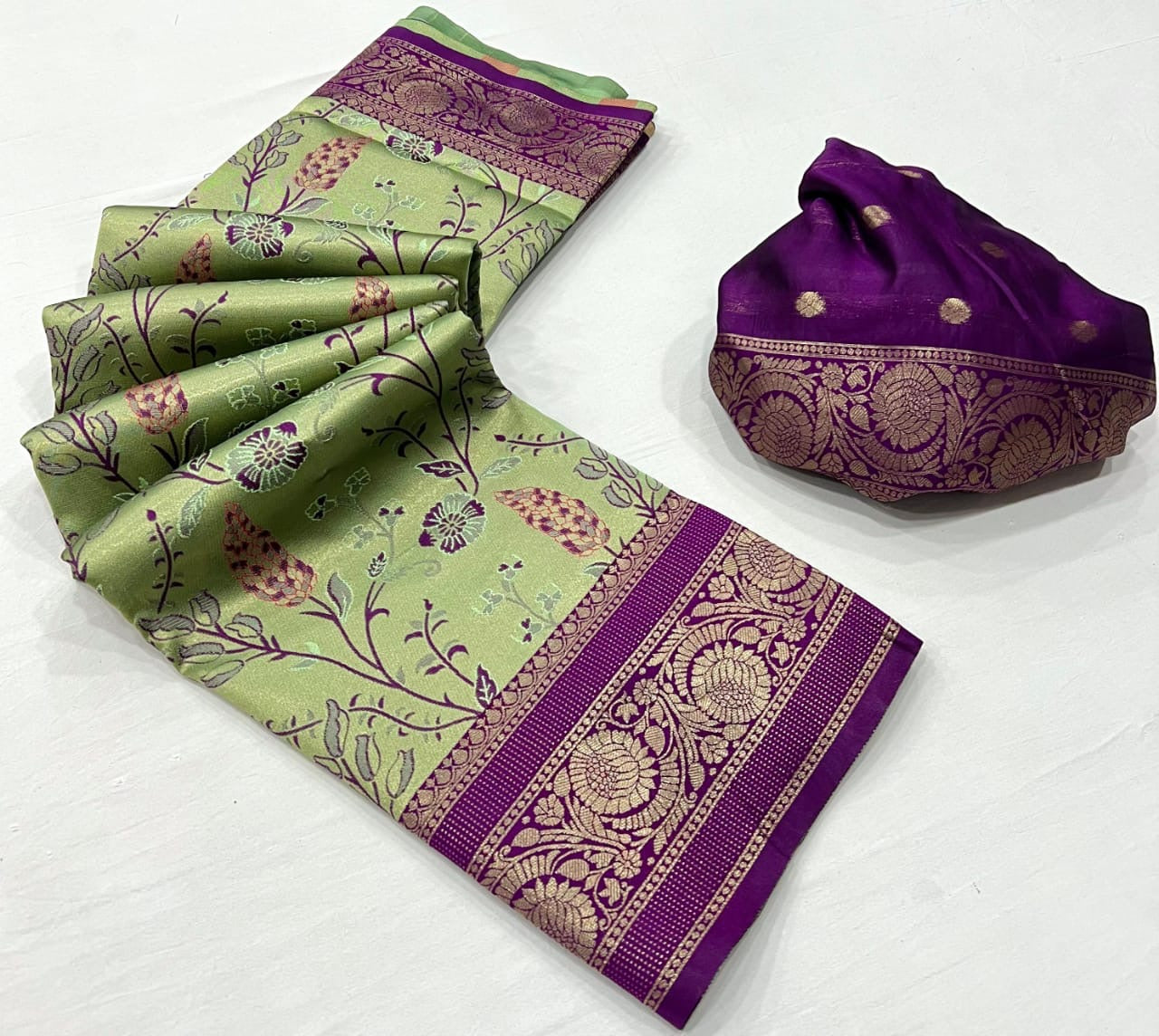 Soft Kanjivaram silk saree with zari weaving