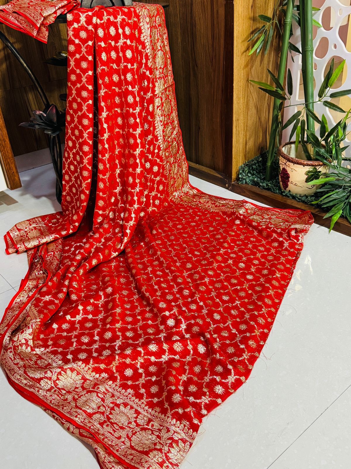 Pure Viscose Georgette Saree With Fancy Zari & Fancy Jacquard Border