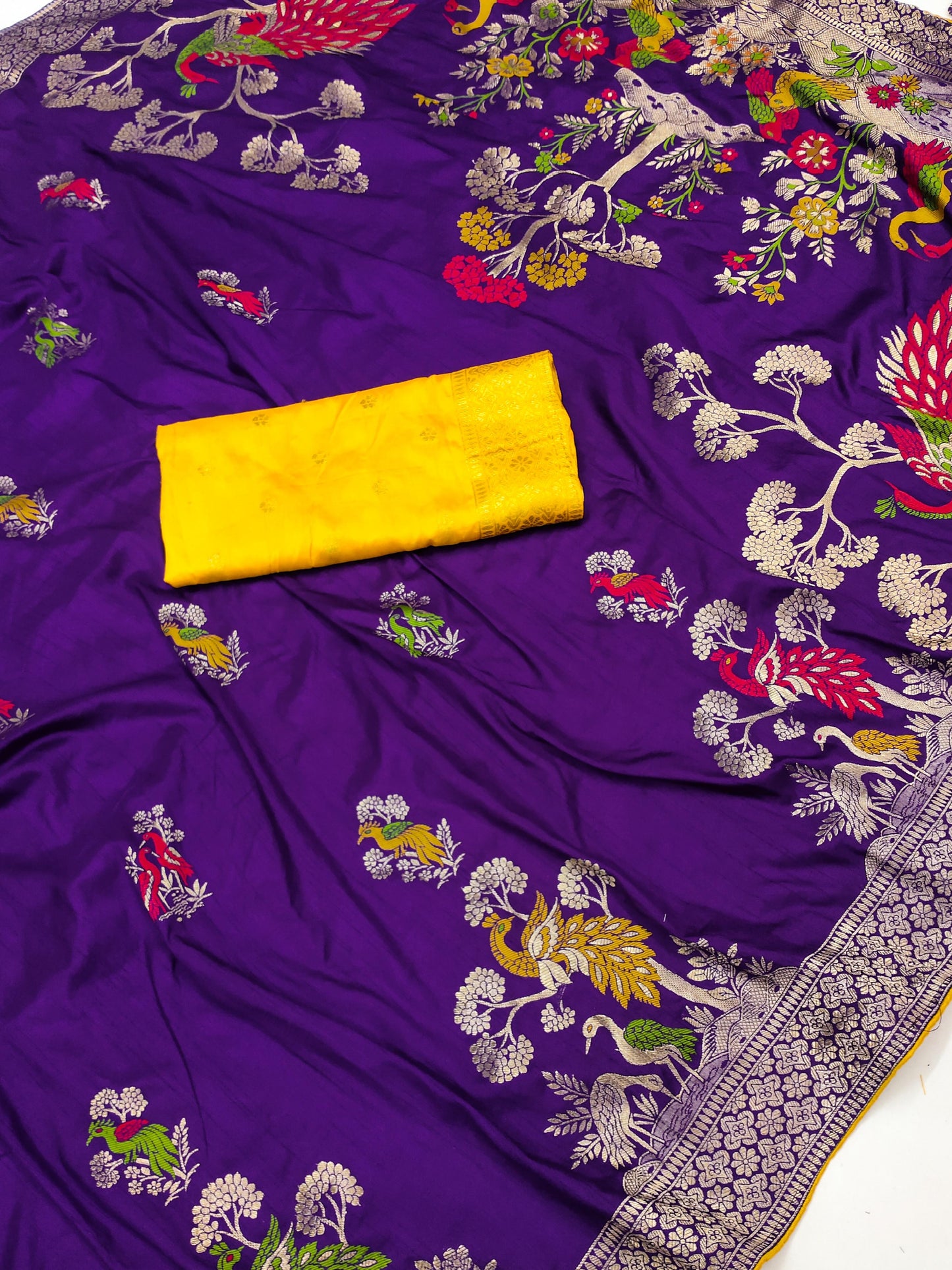 viscose Dolla Silk Saree with Heavy Meenakari weaving