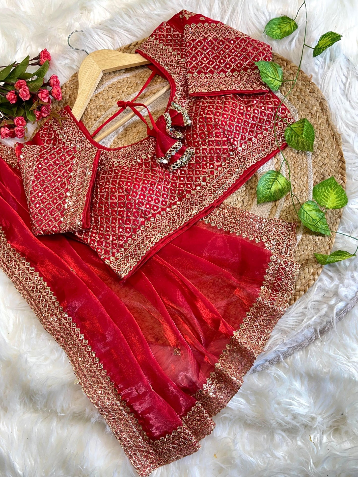 zimmy choo silk saree with stitched blouse
