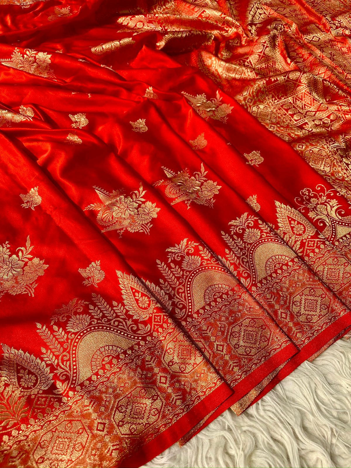Banarsi satan crape mashru silk saree