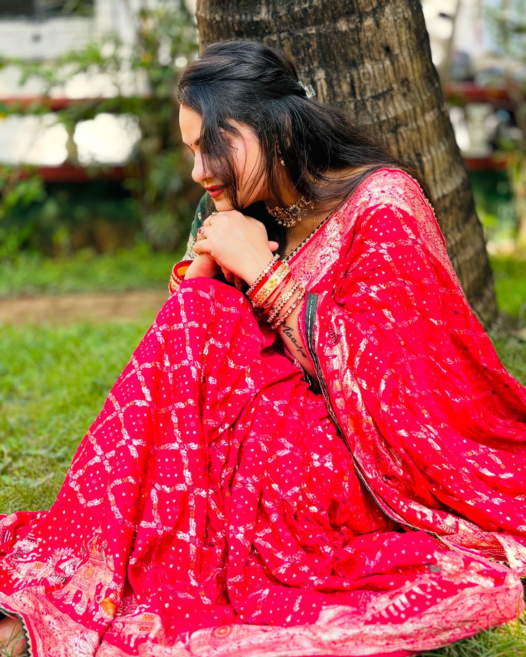 Dola fabric with beautiful meenakari zari