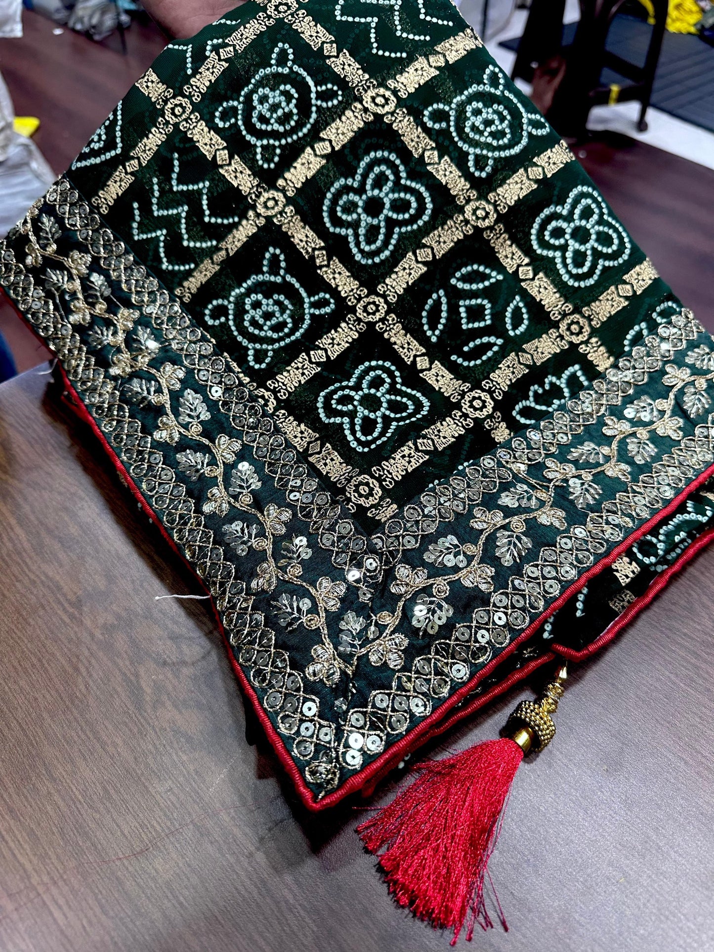 Georgette bandhej with Sequence Lace border saree