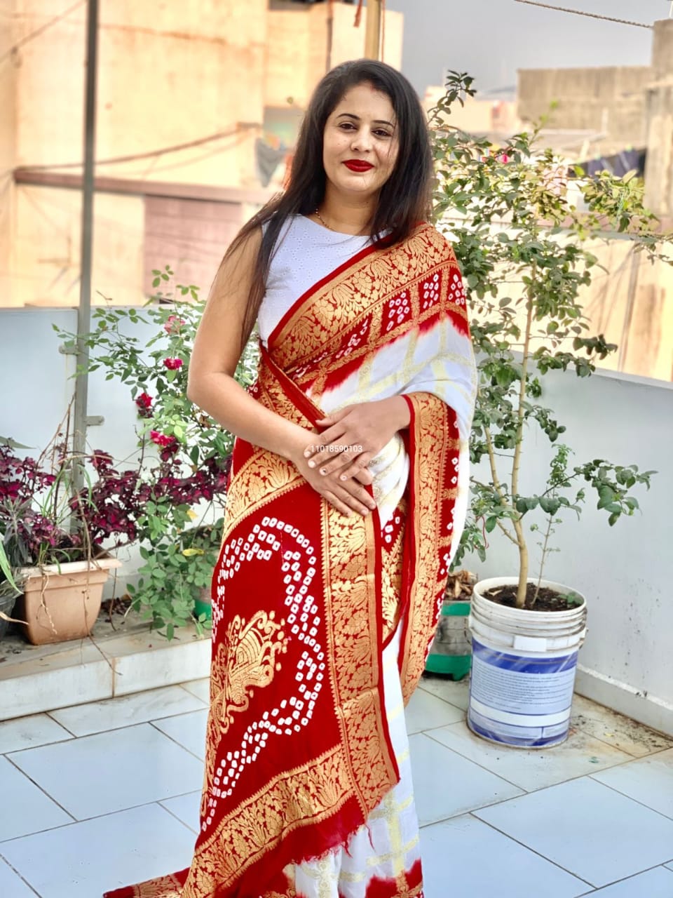 Pure Bandhej Silk Fabric With Attractive Kanchipuram Zari Weaving