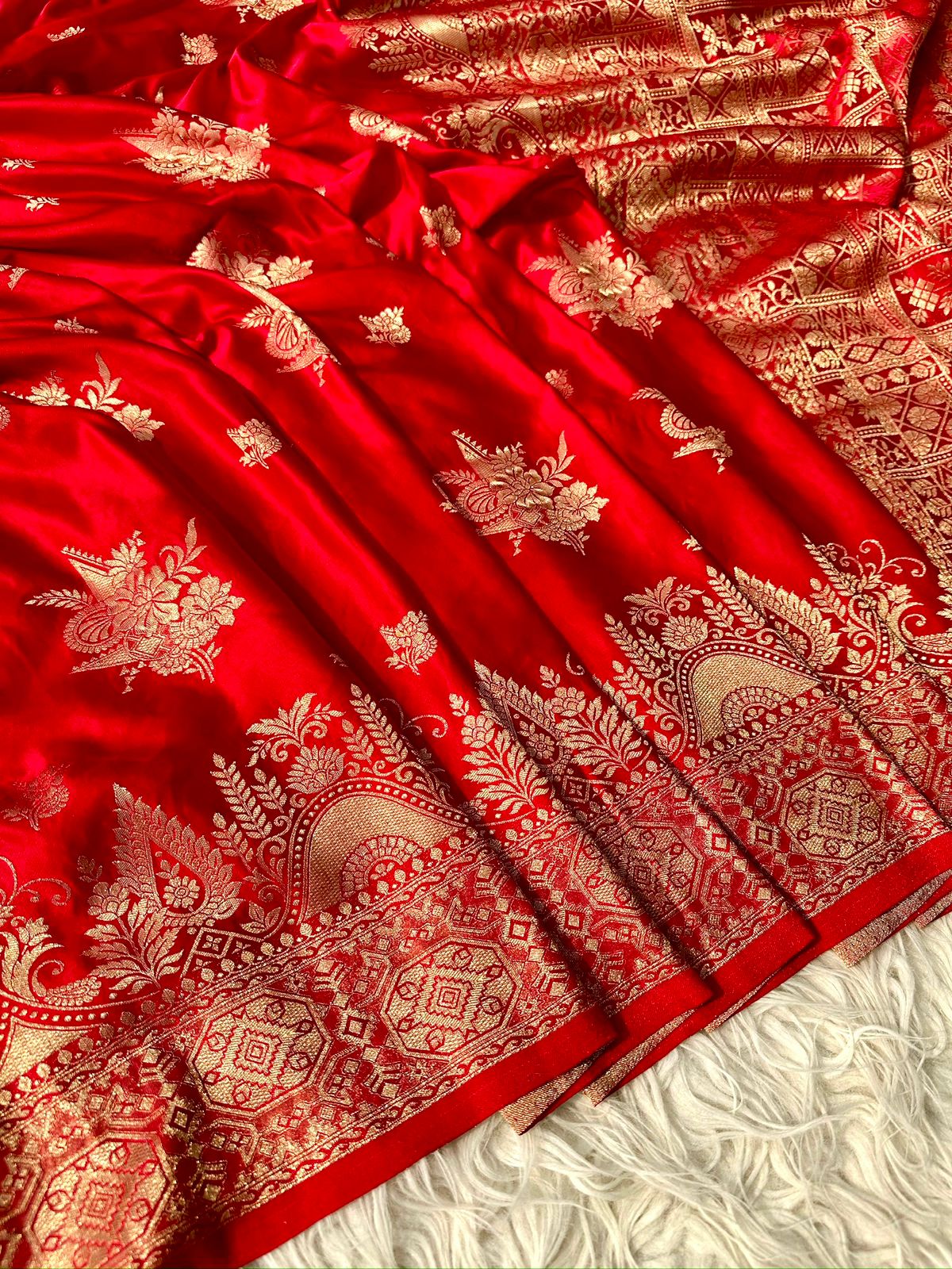 Banarsi satan crape mashru silk saree