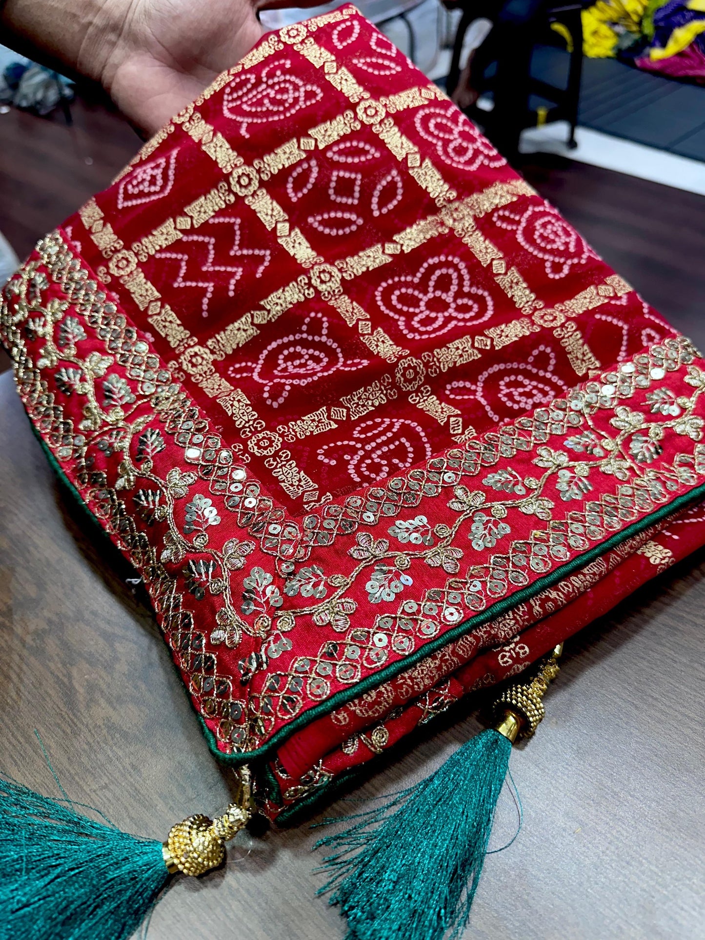 Georgette bandhej with Sequence Lace border saree