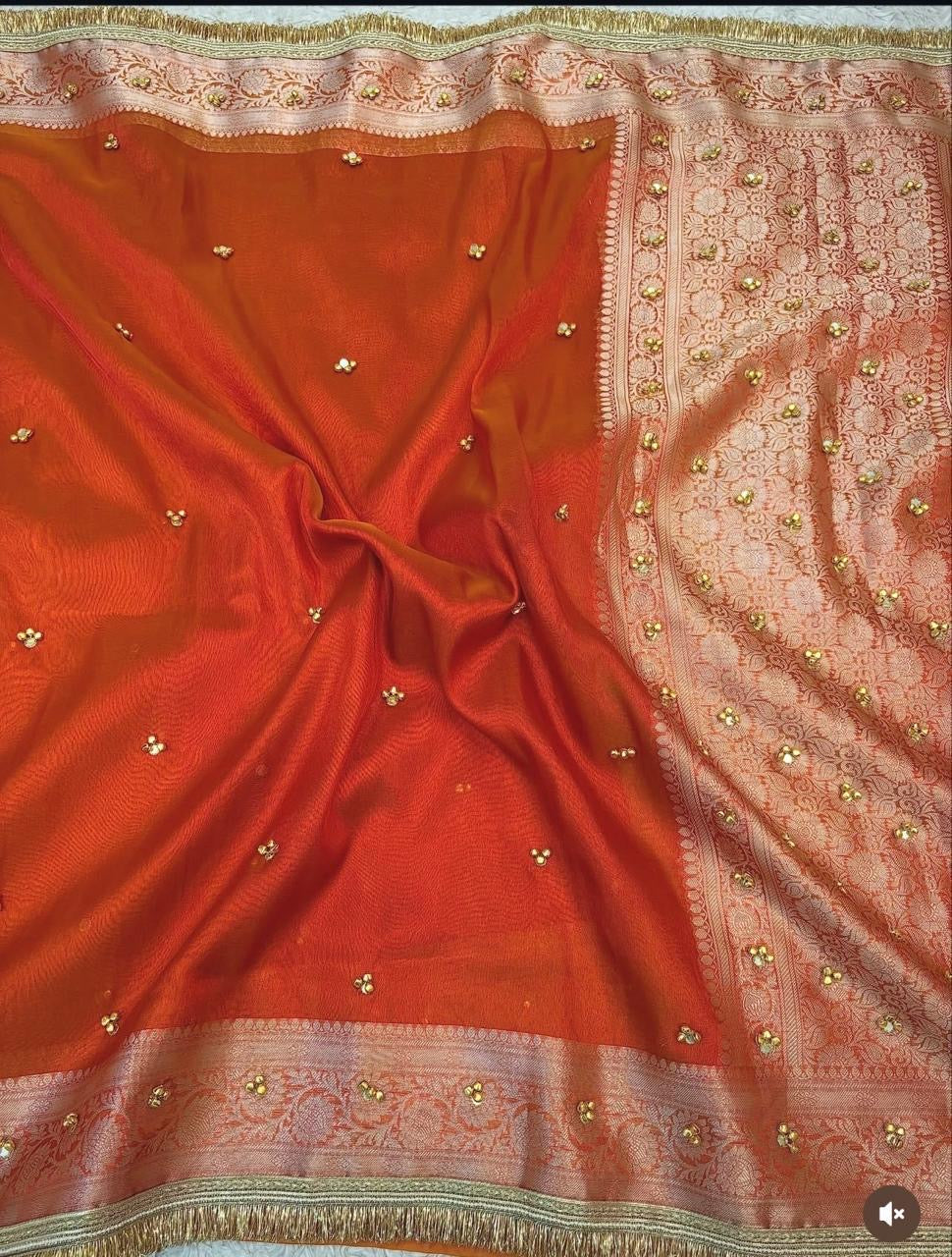 Ghunghroo Tissue saree
