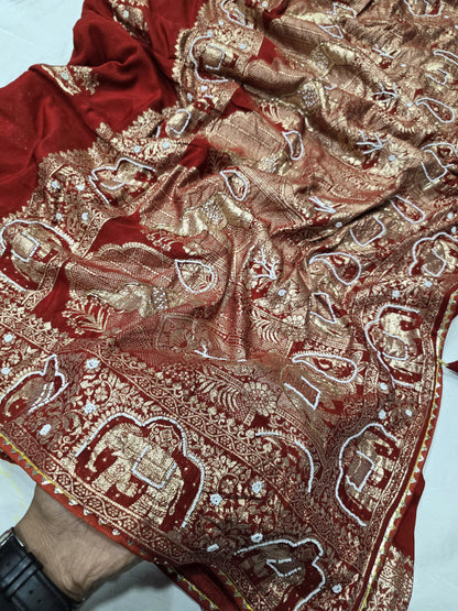 Pure Viscose Dola Fabric Saree With Beautiful Heavy Meenakari Zari Weaving