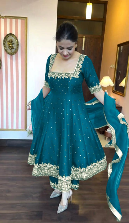Vichitra Silk gown with dupatta