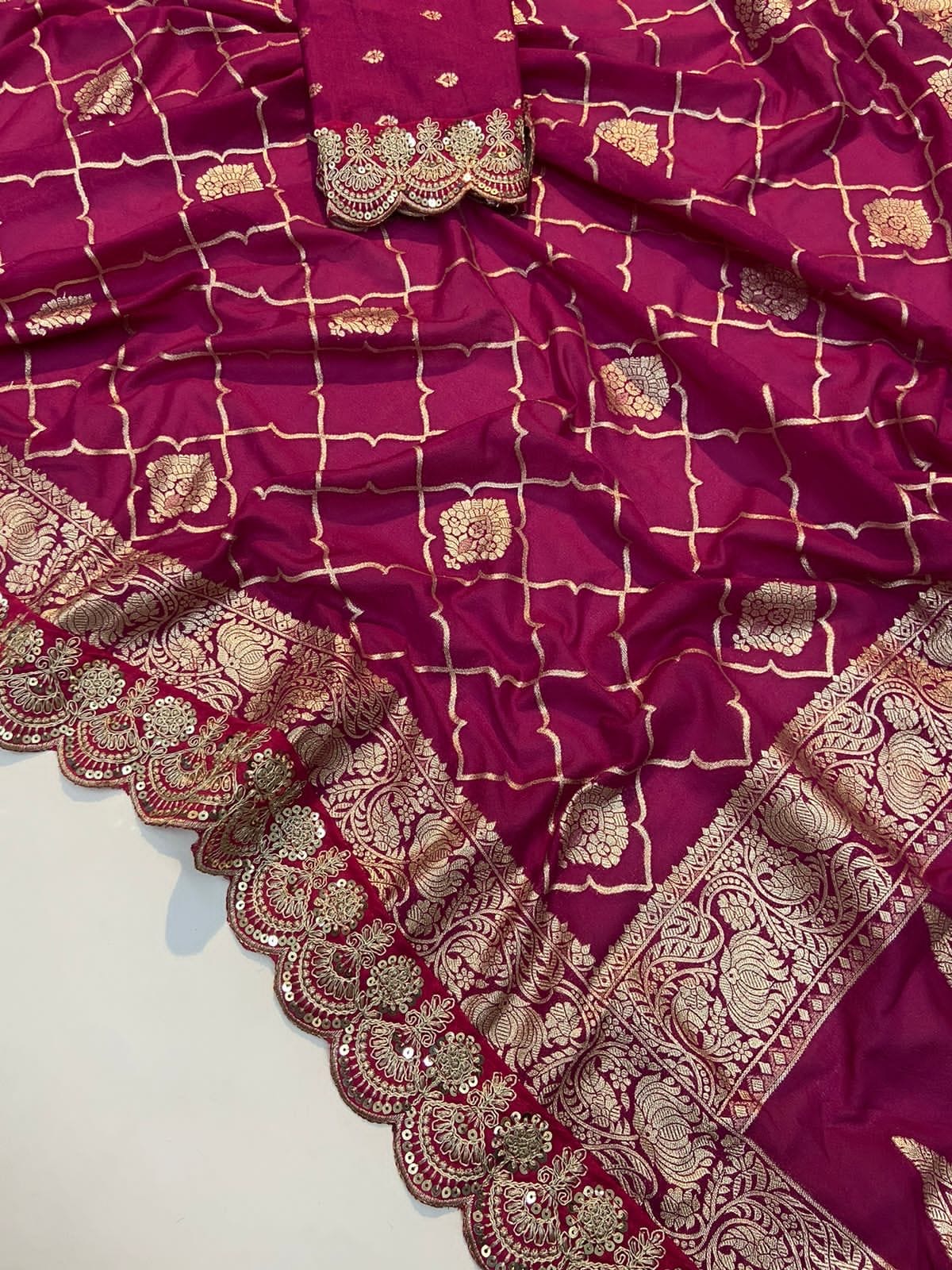 Crepe Khadi Silk Pattu Saree With Antique Zari