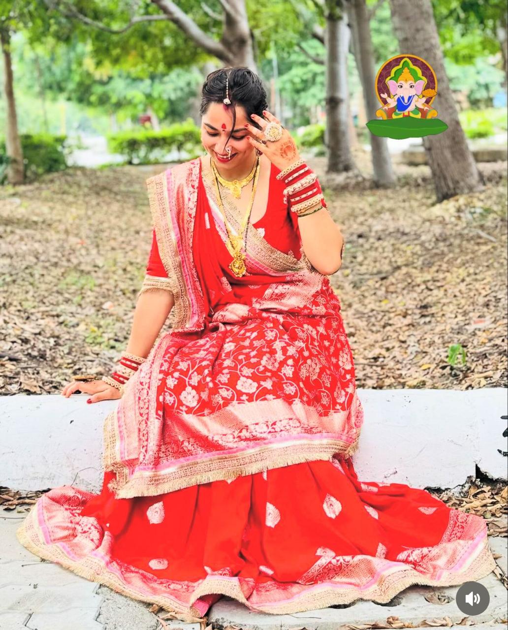 Viscose Dolla Silk Saree with zari lace border