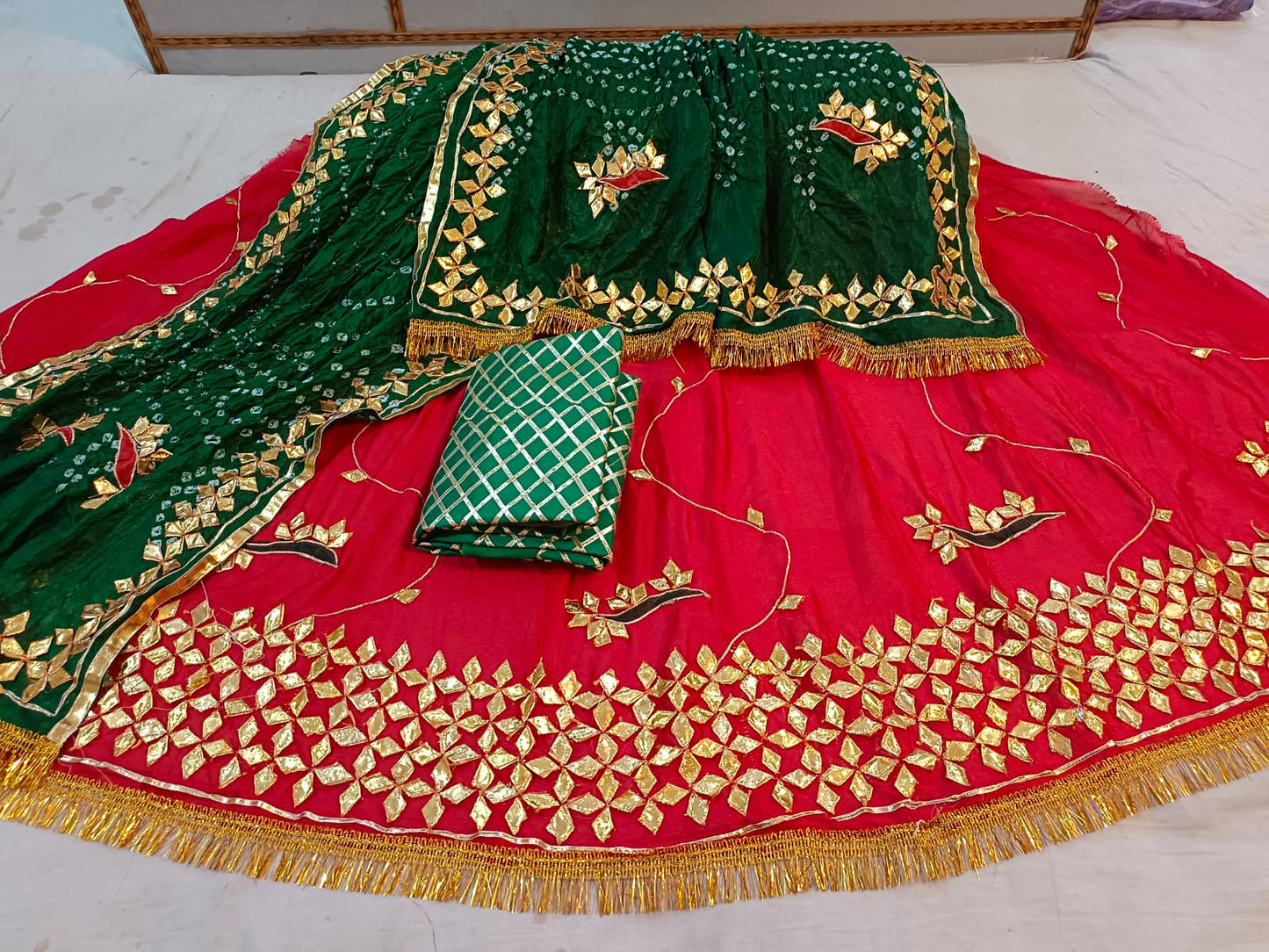 Chinon Lehnga chunni in rajputi style